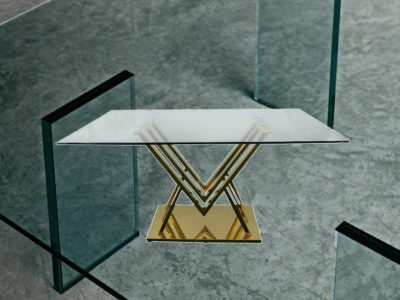 La simplicité et l'élégance d'une table en verre
